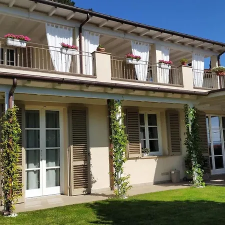 Casa Michelangelo 6 * 罗洛·丘芬纳