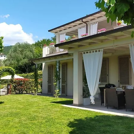 Casa Michelangelo 6 * 罗洛·丘芬纳